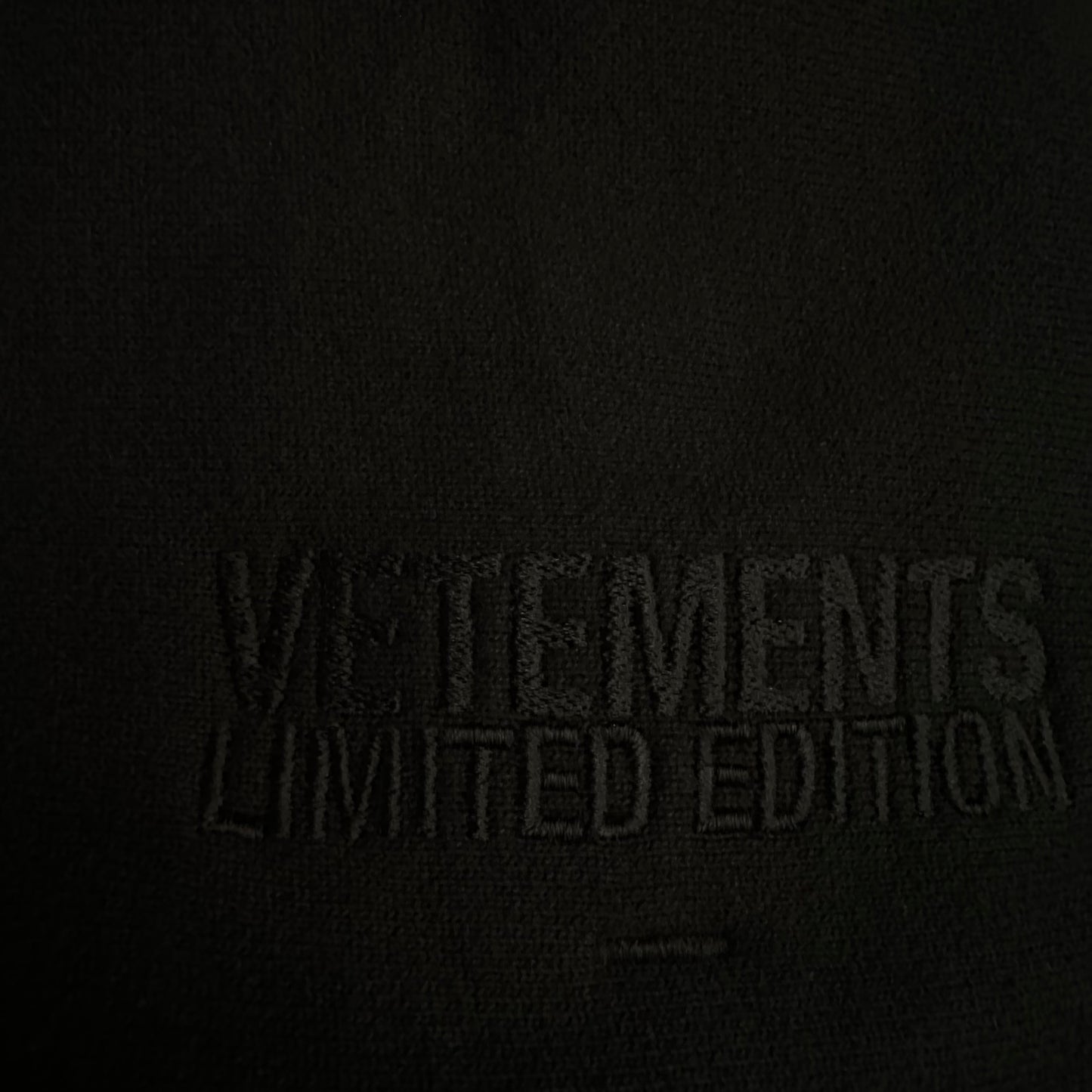 Vetements Waiting For A Sign Free Hugs Hoodie