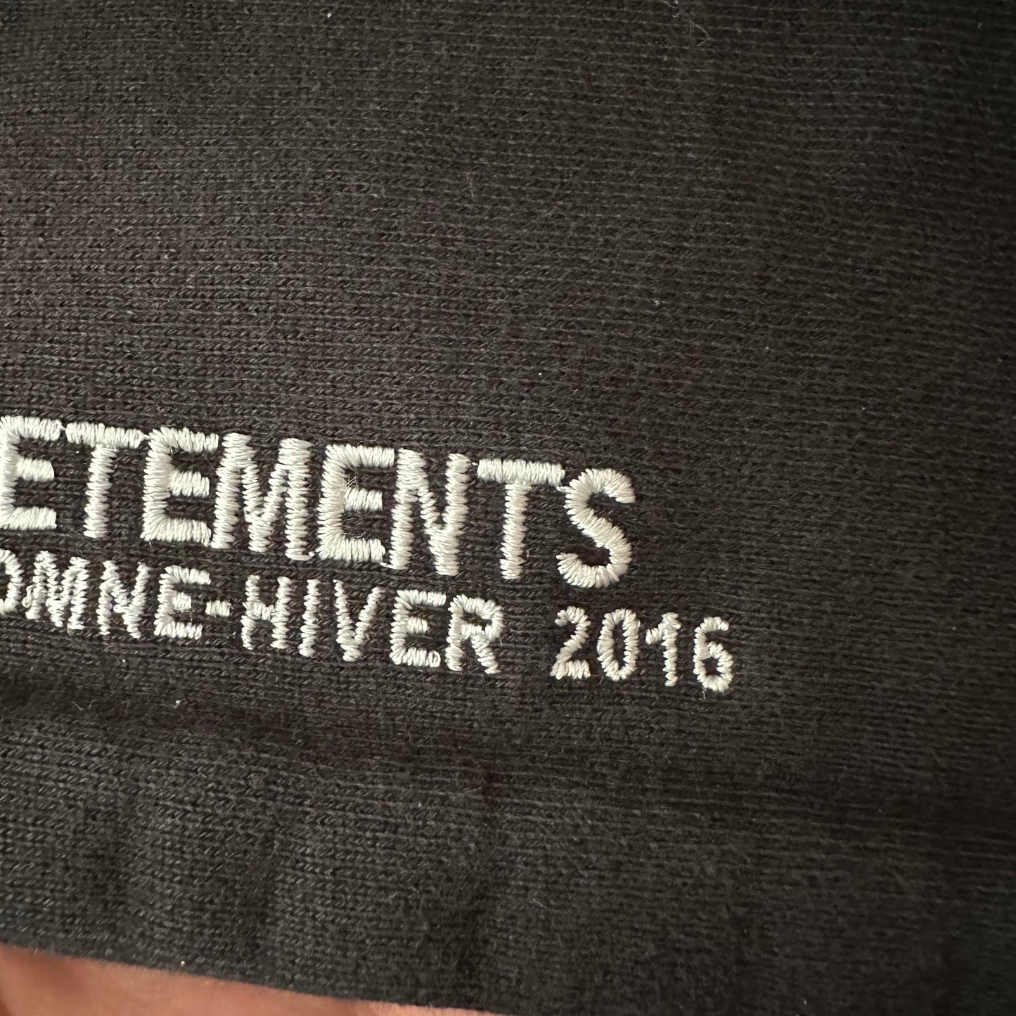 Vetements RUNWAY OG Metal Logo hoodie F/W 16