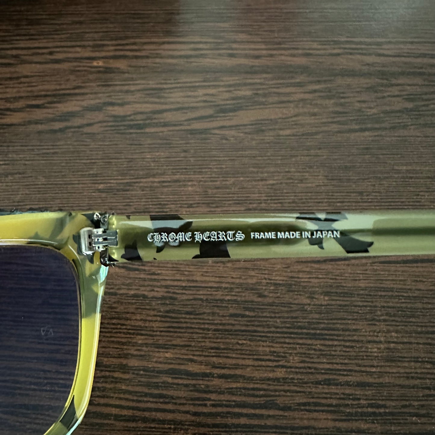 CHROME HEARTS GLITTER GOO I Beige Cross Pattern Sunglasses