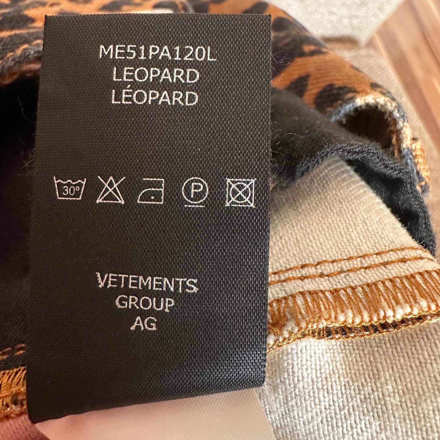 Vetements Leopard Shorts