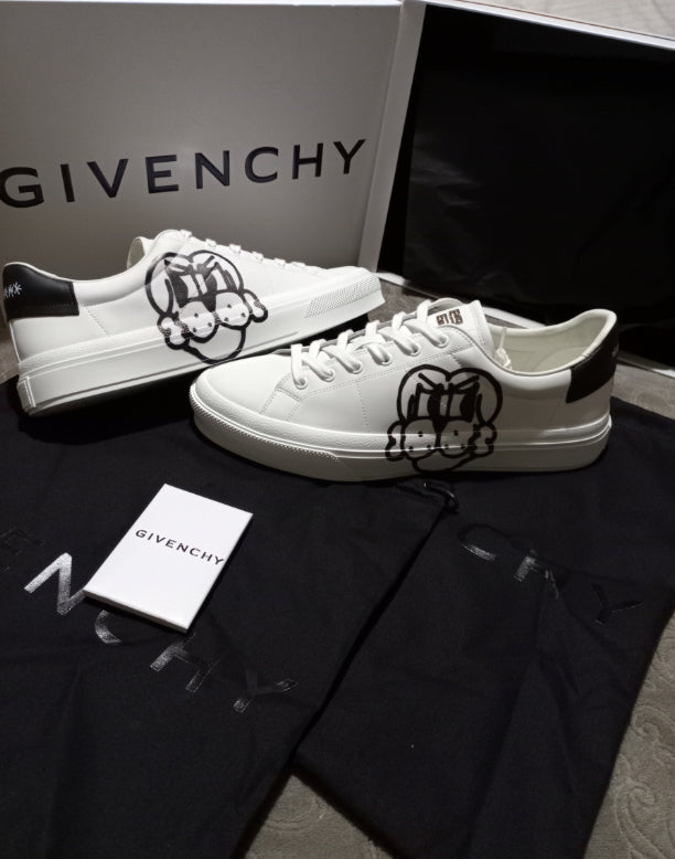 Givenchy Chito City Court Dog Print Low Top Sneakers