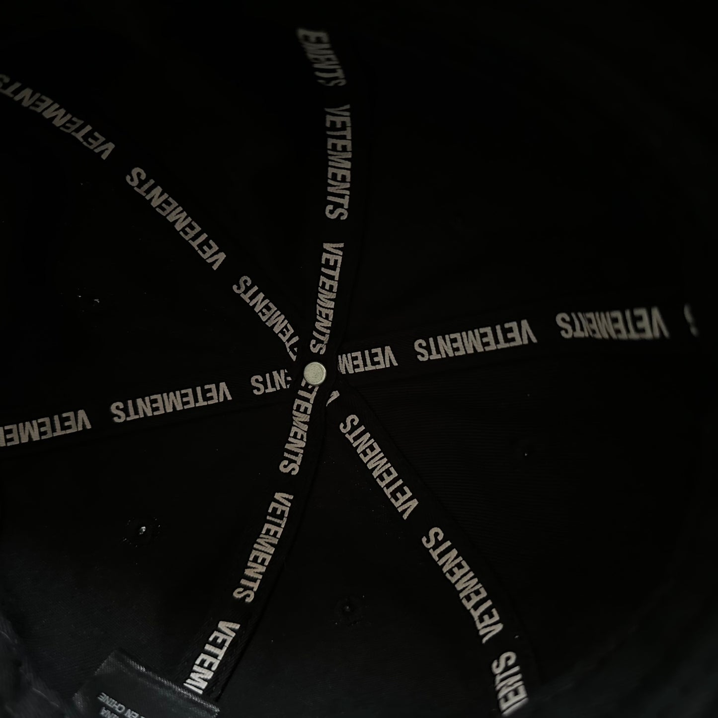 Vetements Friends Cap