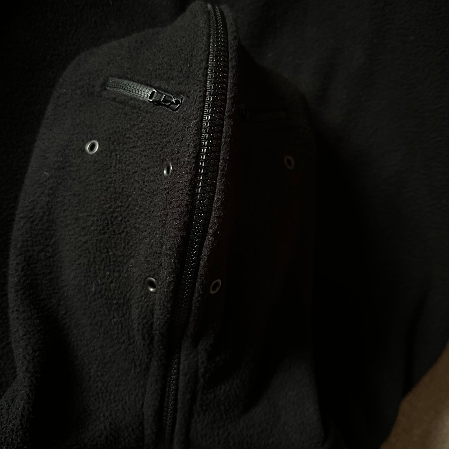 Vetements Gimp Bullet Fleece Zip Up hoodie SS18
by Demna Gvasalia