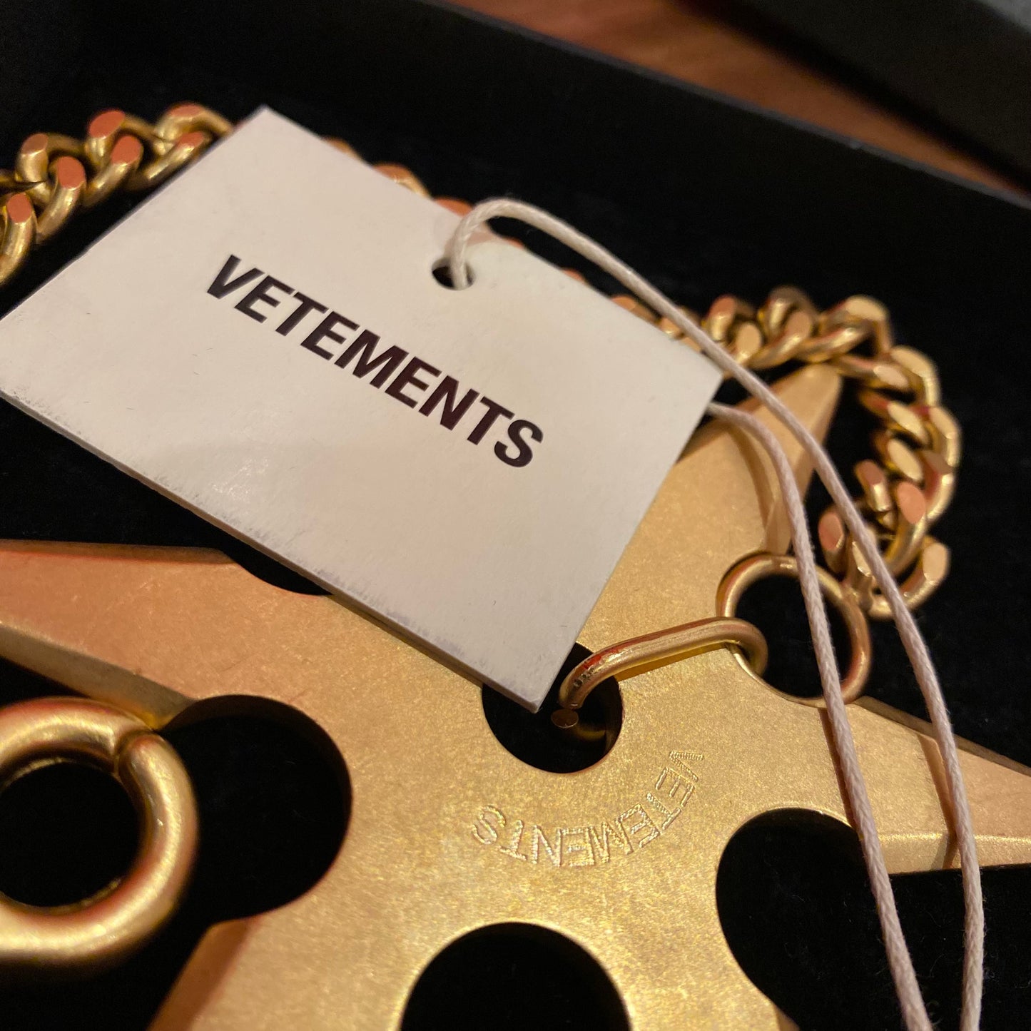 Vetements Throwing Star Key Chain