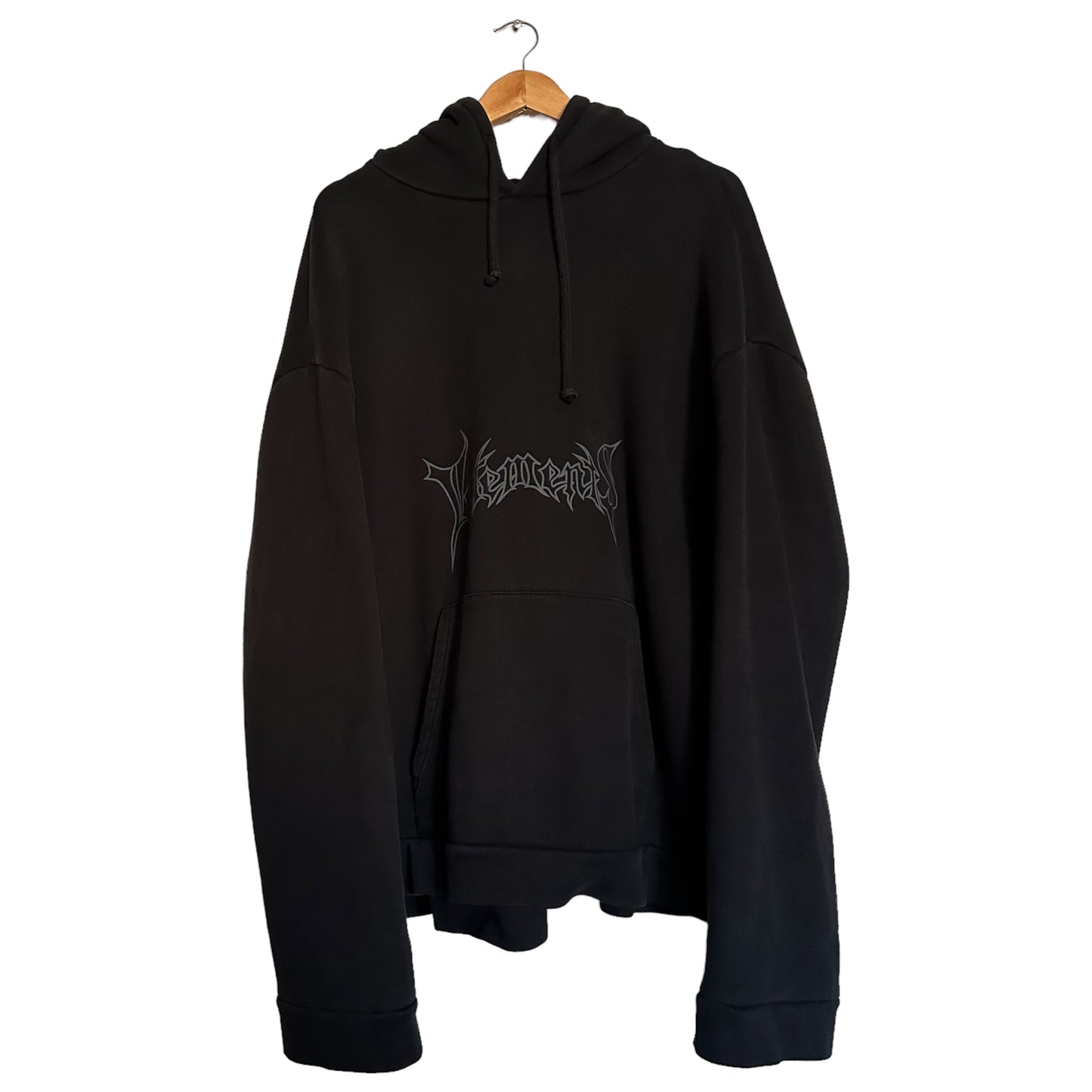 Vetements RUNWAY OG Metal Logo hoodie F/W 16