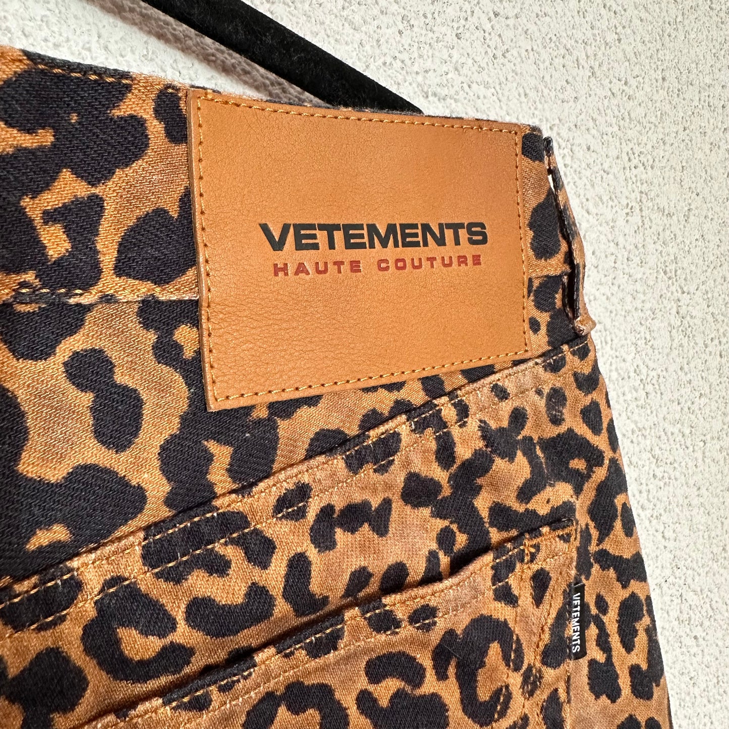 Vetements Leopard Shorts