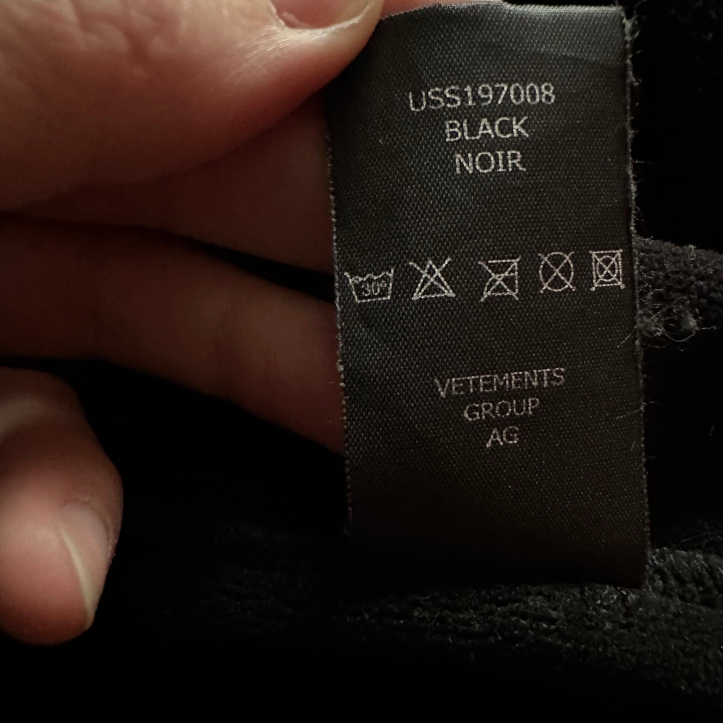 Vetements Gimp Bullet Fleece Zip Up hoodie SS18
by Demna Gvasalia